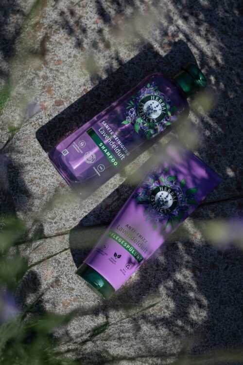 Pflegeserie mit Lavendelduft von Herbal Essences
