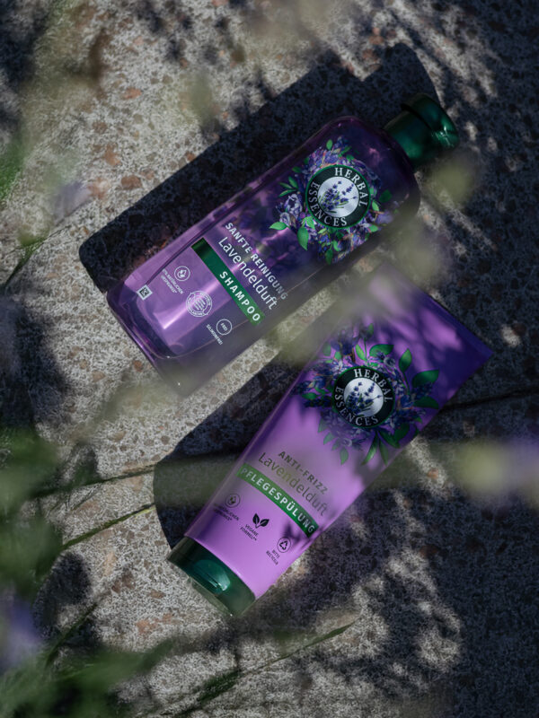 Pflegeserie mit Lavendelduft von Herbal Essences